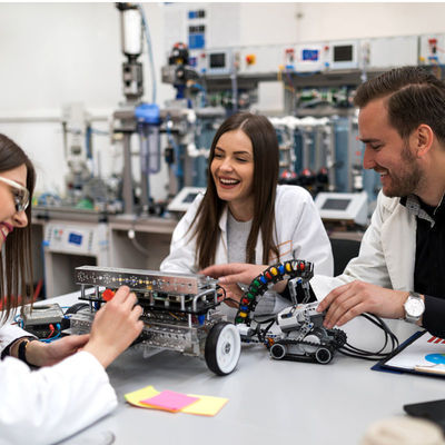 Εξεταστικές υπηρεσίες δοκιμής και επικύρωσης τρίτου επιχειρήσεων EMC LPS SELV εργαστηρίων ηλεκτρονικής εξοπλισμού ανακλαστήρων